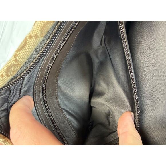 Gucci GG Canvas Large Sling Bag SPB-MS 357245 - Picture 8 of 13